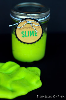 glow-in-the-dark-slime-3