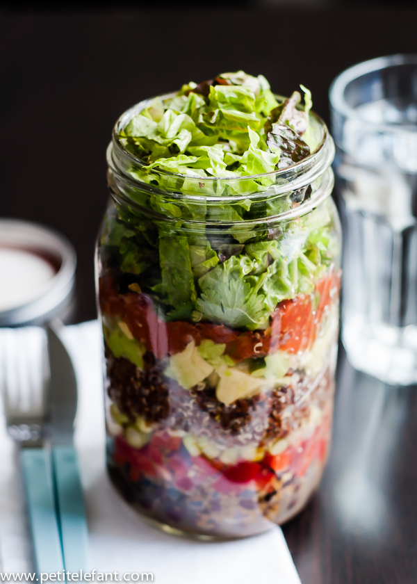 layered-quinoa-black-bean-salad-jar-2