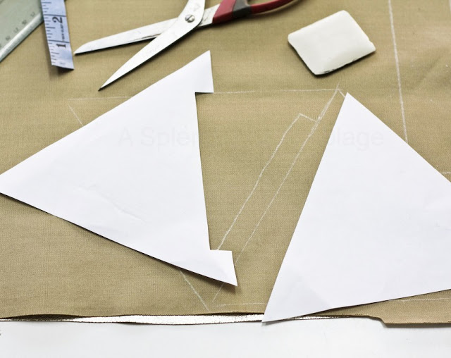 DIY-pyramid-wristlet-1