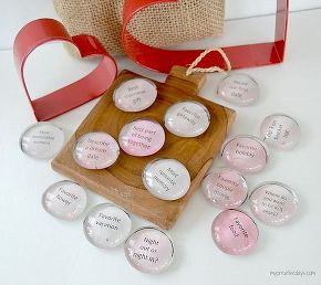 look-what-she-did-with-these-dollar-store-gems-crafts-seasonal-holiday-decor-valentines-day-ideas