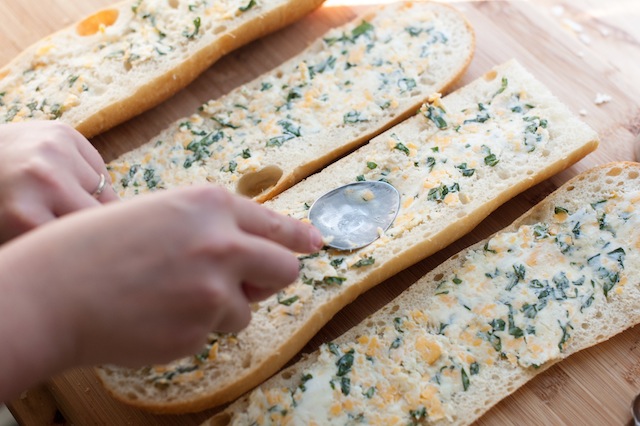Garlic-Bread-Step_6