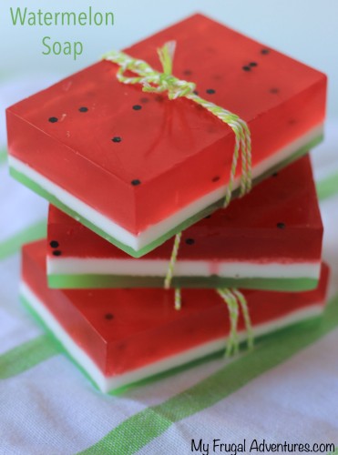 How-to-Make-Watermelon-soap_-Great-gift-idea-371x500