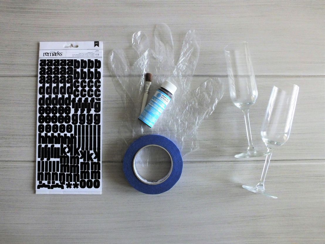 1482415812DIY Etched Champagne Flutes 1.JPG