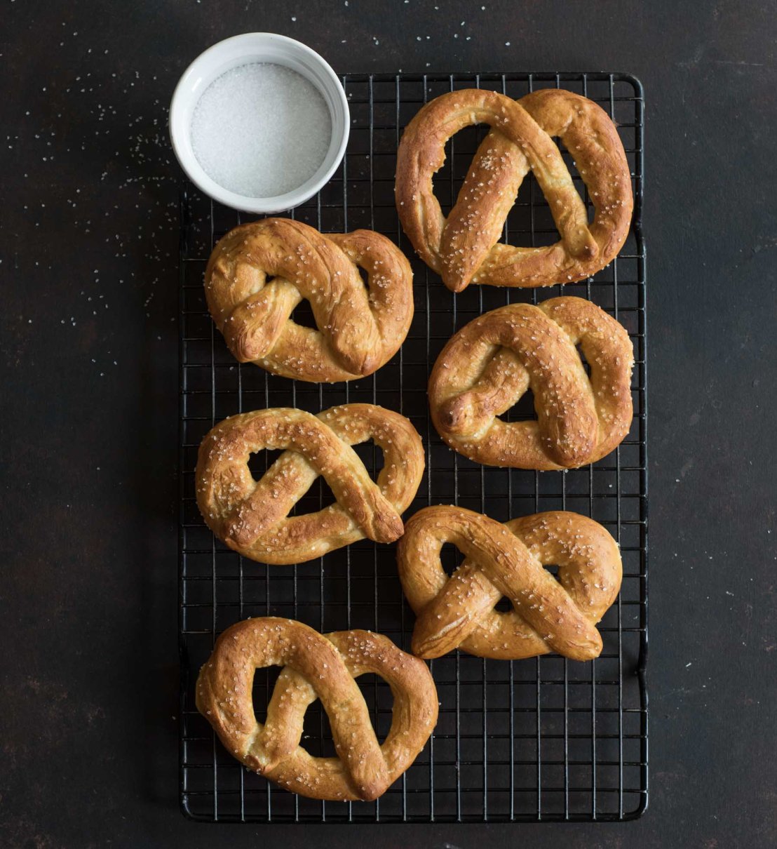 homemade-jumbo-soft-pretzels-3