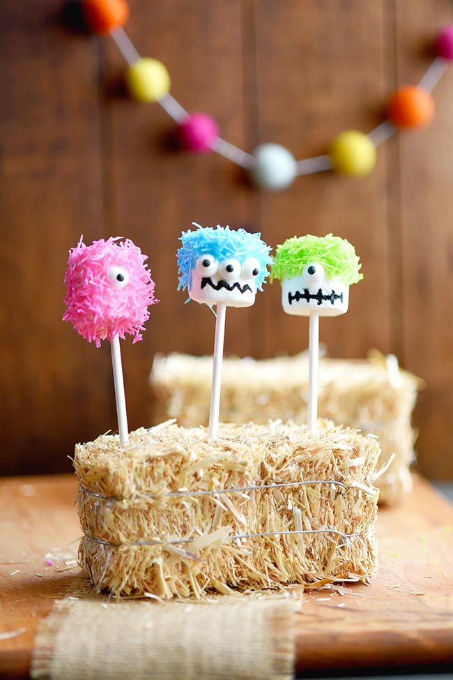 marshmallow-monster-pops1.jpg