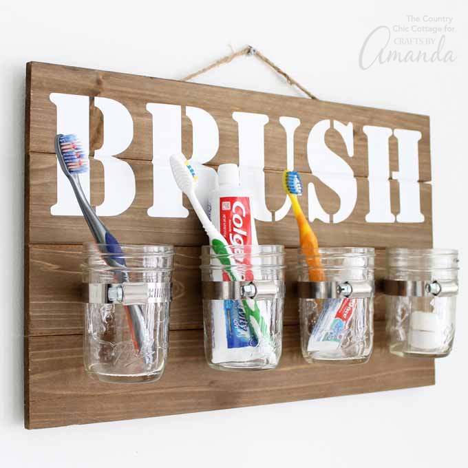 Mason-Jar-Bathroom-Organizer-680