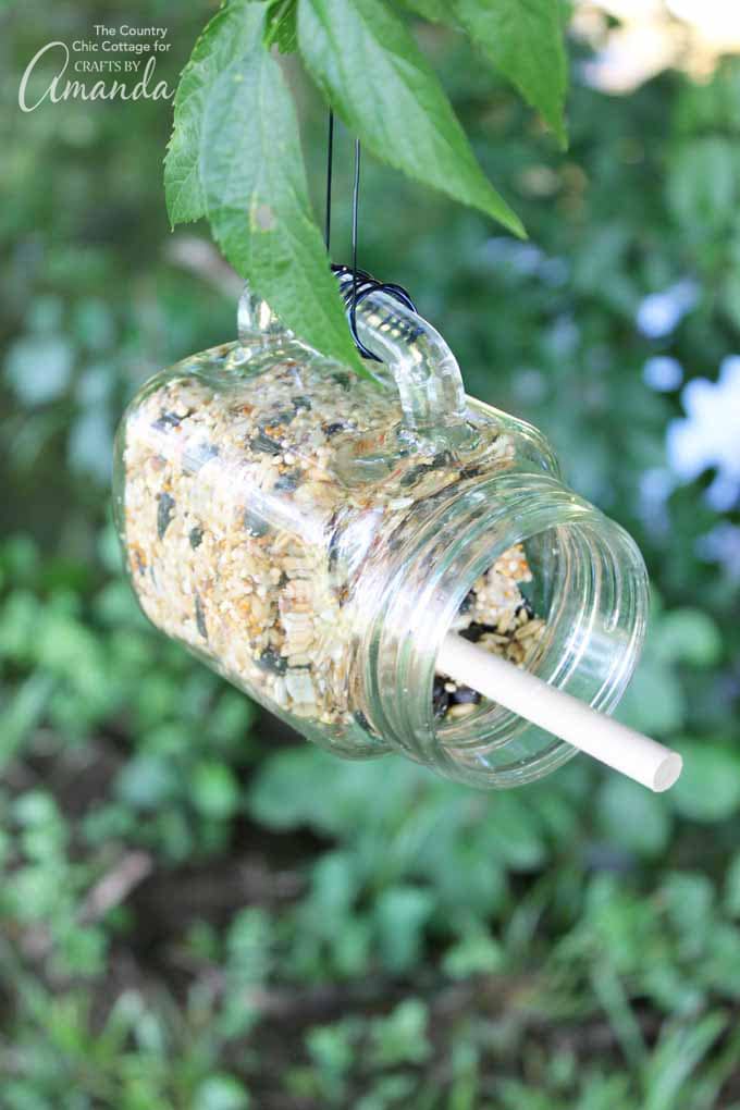 Mason-Jar-Bird-Feeder-v1.jpg