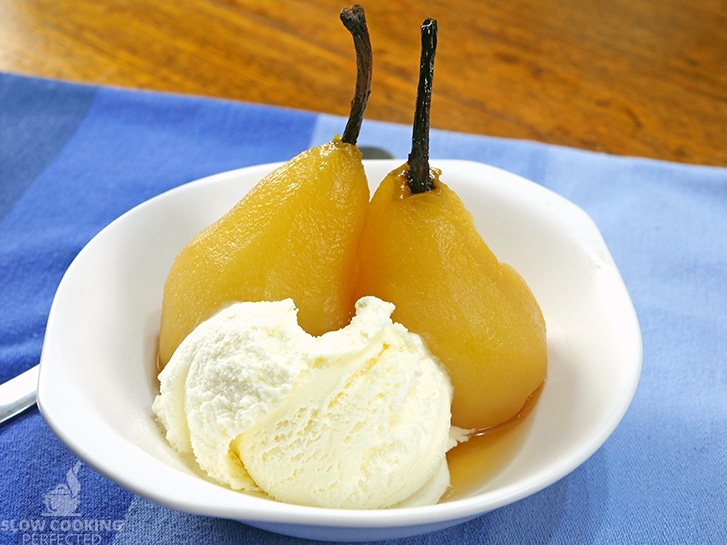 Slow-Cooker-Poached-Pears-in-White-Wine-v1.jpg