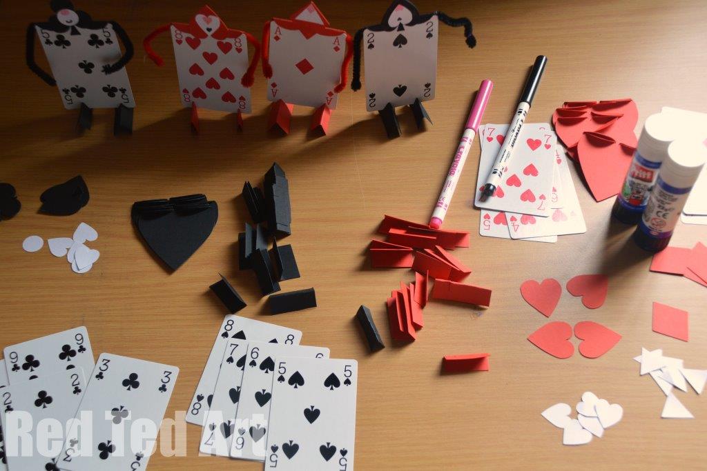 Alice-in-Wonderland-Soldier-Craft